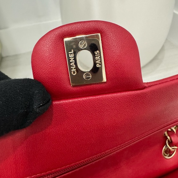 Chanel small classic Handbag - Picture 9 of 11